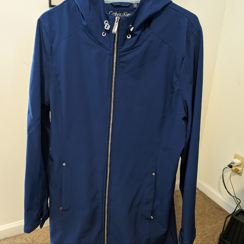 Calvin Klein Womens Soft Shell Mid Length Hooded Rain Jacket Blue size Large